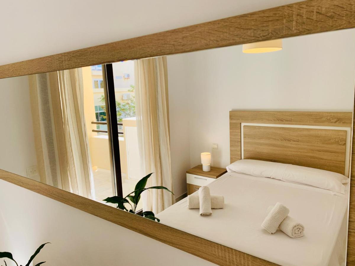 Solana Montemar Puerto Apartment ตอร์เรโมลิโนส ภายนอก รูปภาพ