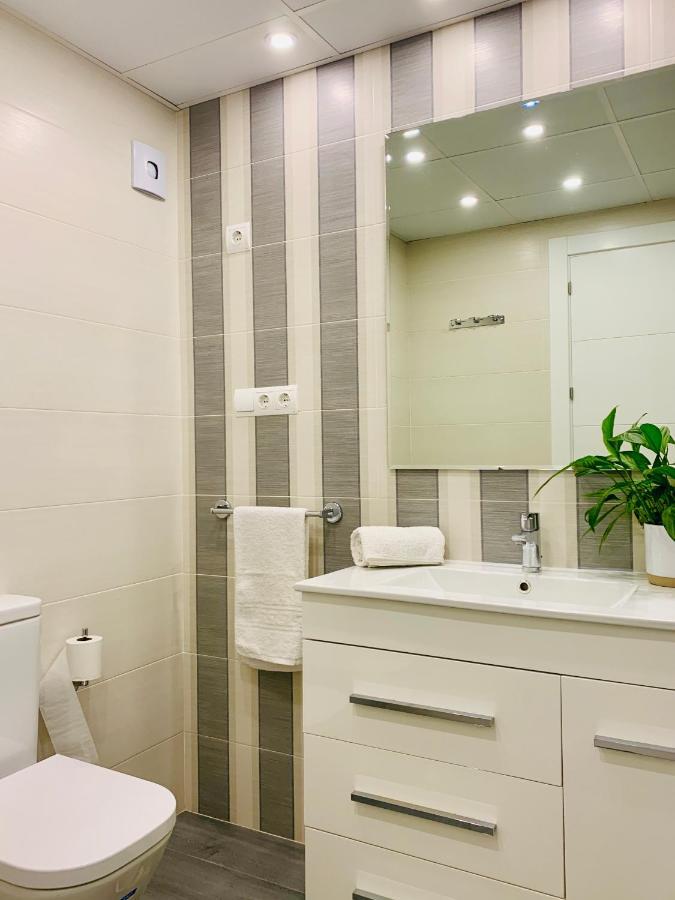 Solana Montemar Puerto Apartment ตอร์เรโมลิโนส ภายนอก รูปภาพ